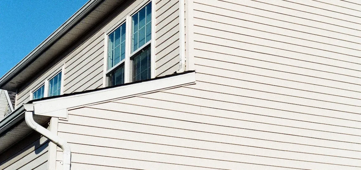 siding contractor